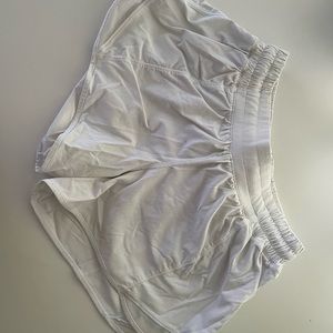 Lululemon “Hotty Hot Short” [Size: 6 and 4”]